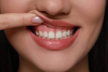 How to Massage the Gums Correctly for Healthy Gums?